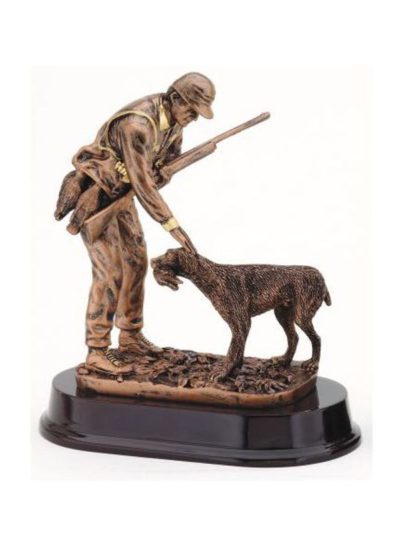 Hunter with Dog Resin - RFS391B